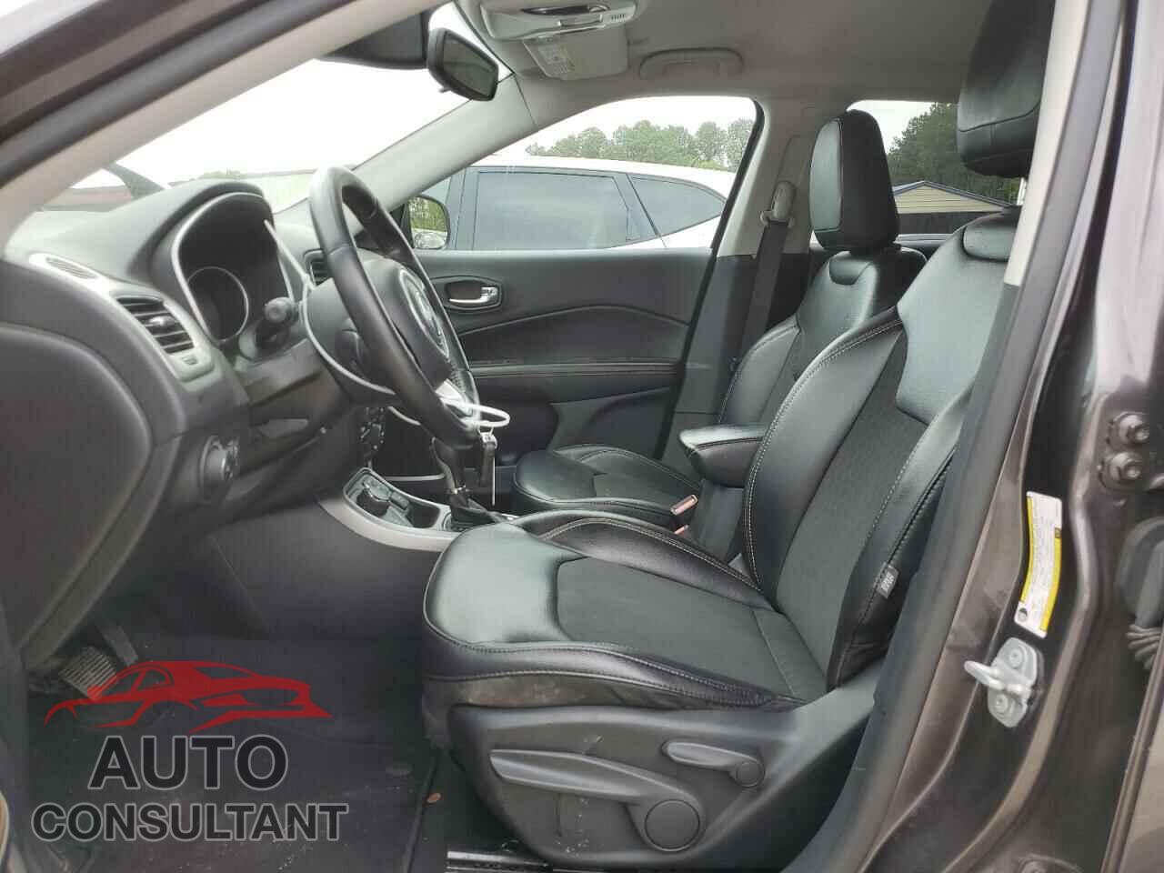 JEEP COMPASS 2019 - 3C4NJDBB8KT849503