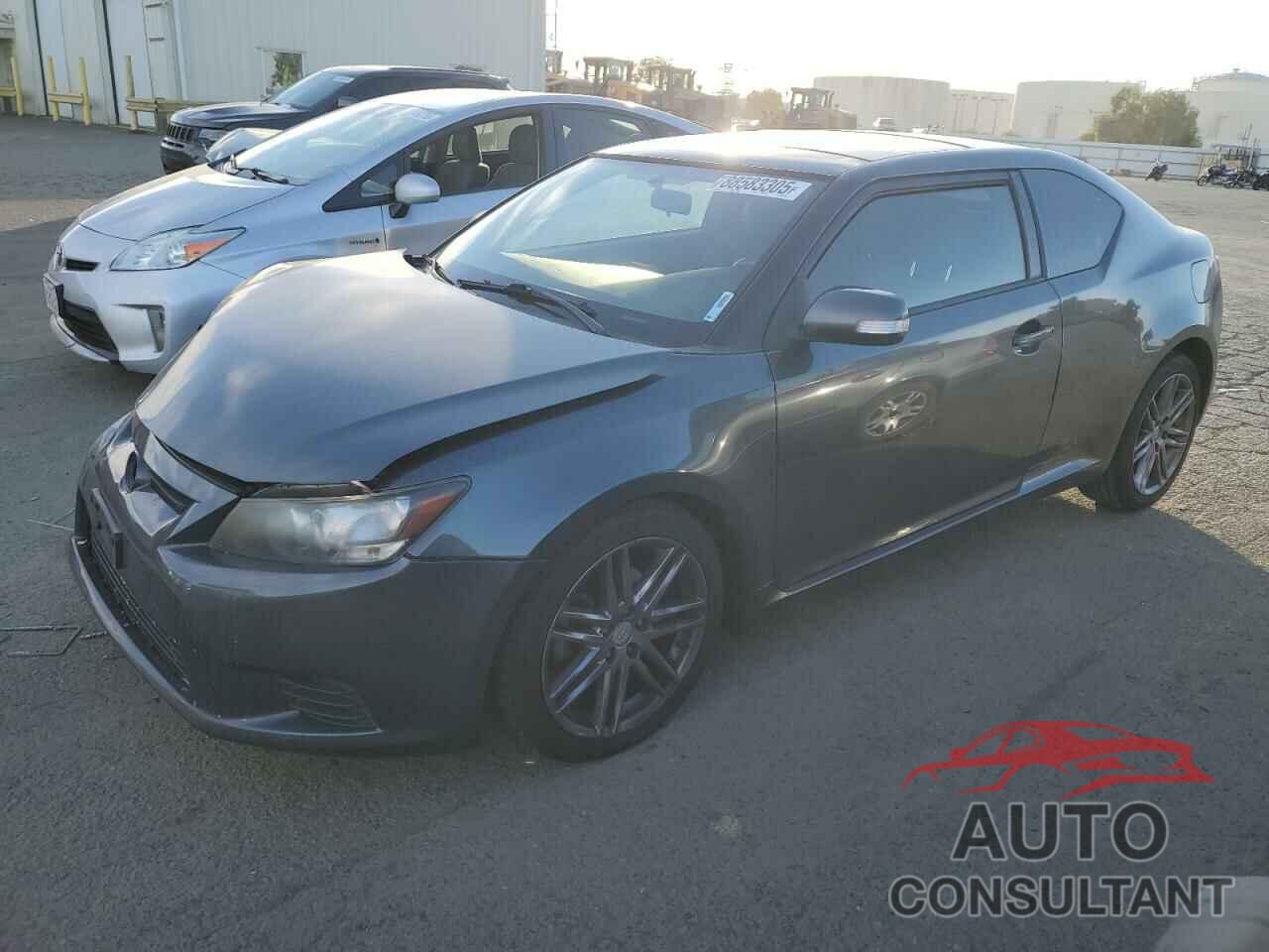 TOYOTA SCION 2013 - JTKJF5C72D3056883