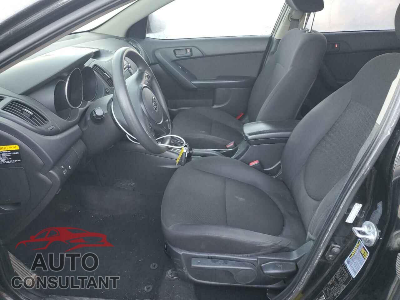 KIA FORTE 2012 - KNAFU4A21C5516894