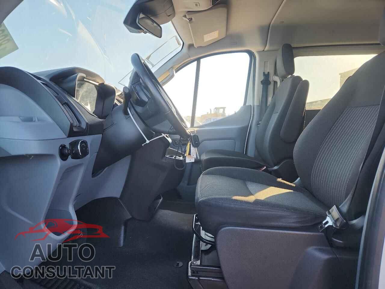 FORD TRANSIT 2017 - 1FBZX2YG8HKB04692