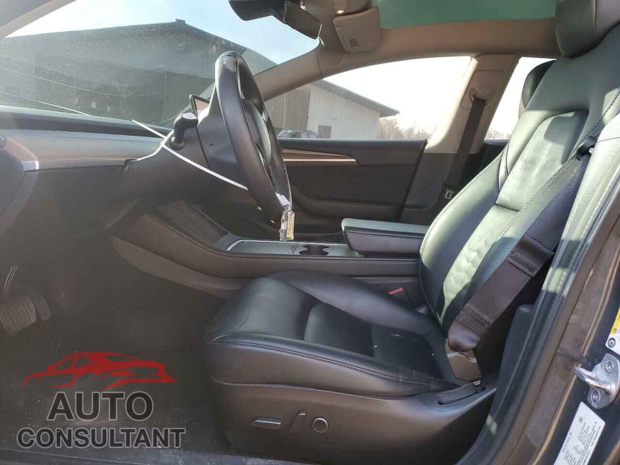 TESLA MODEL 3 2022 - 5YJ3E1EA4NF187337