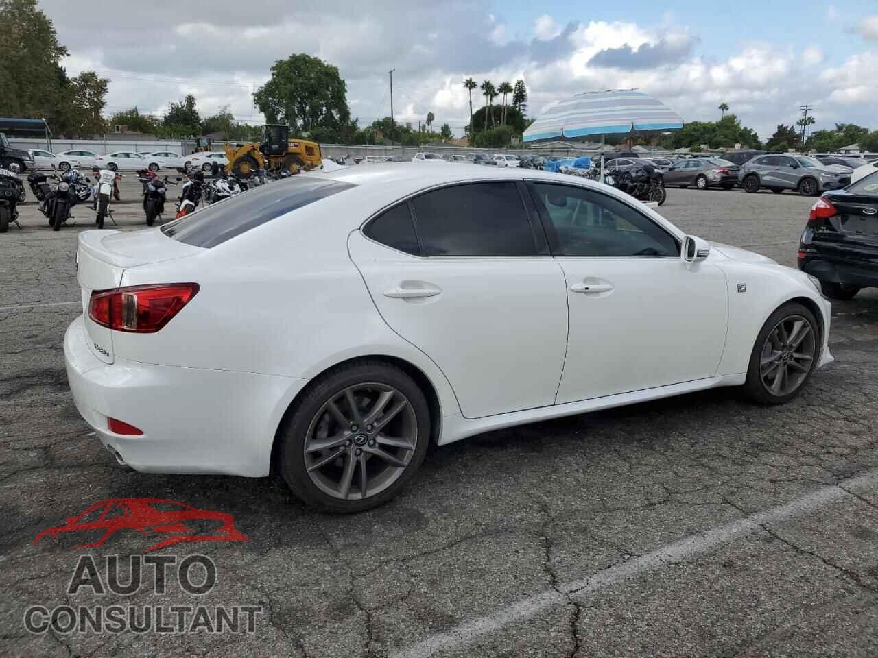 LEXUS IS 2012 - JTHBE5C23C5030345