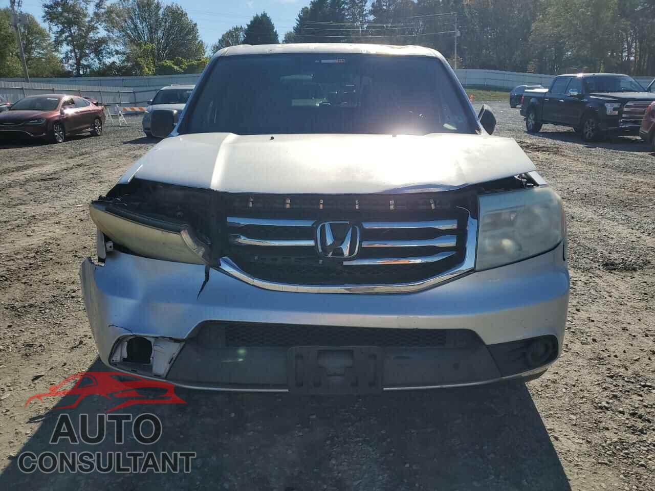 HONDA PILOT 2013 - 5FNYF3H27DB017619