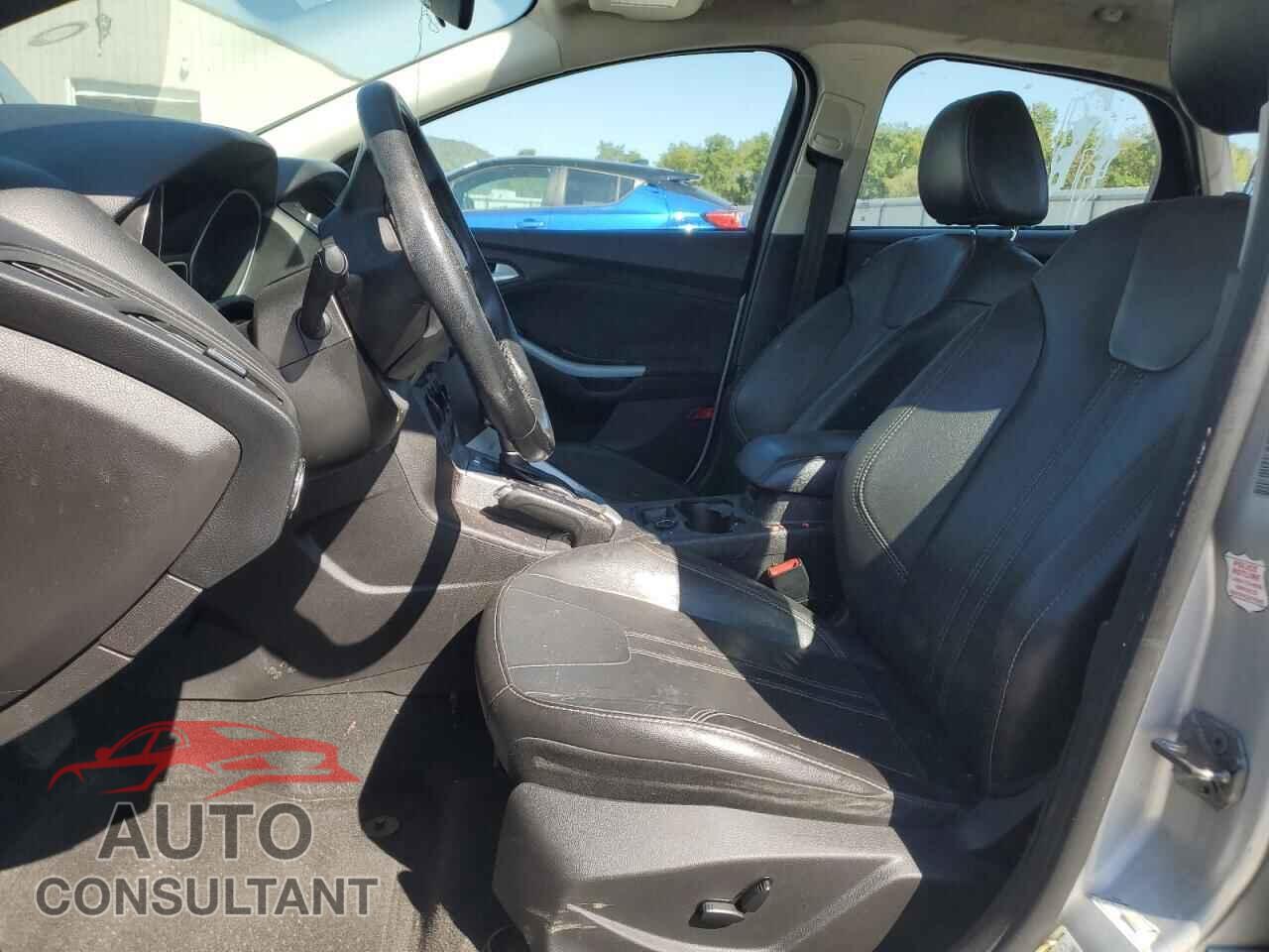 FORD FOCUS 2014 - 1FADP3F28EL231456