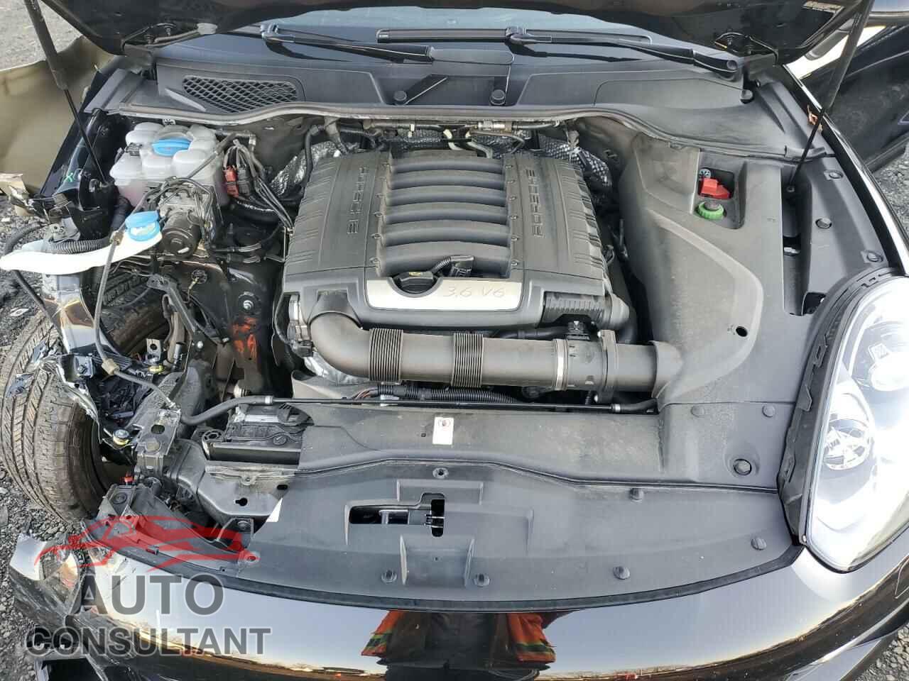 PORSCHE CAYENNE 2017 - WP1AA2A24HKA83301