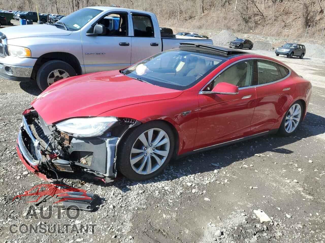 TESLA MODEL S 2013 - 5YJSA1DP3DFP09905