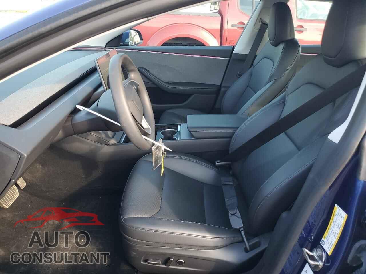 TESLA MODEL 3 2024 - 5YJ3E1EA1RF823900