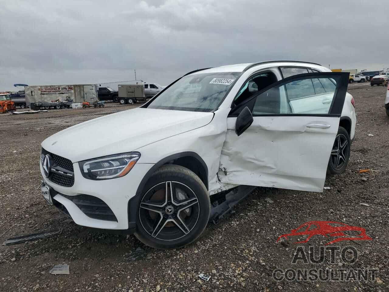 MERCEDES-BENZ GLC-CLASS 2022 - W1N0G8DB9NV385499