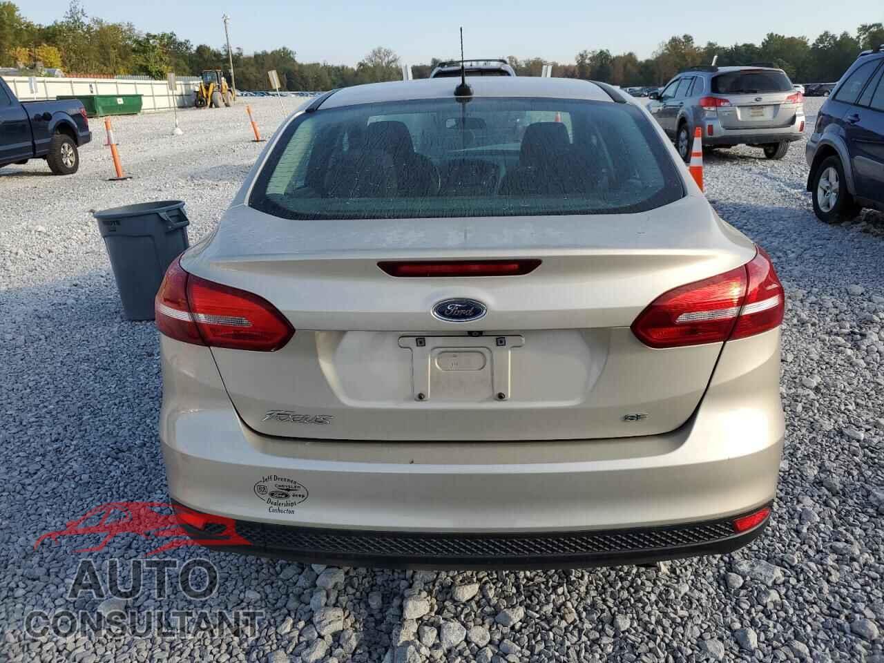 FORD FOCUS 2017 - 1FADP3F23HL209756