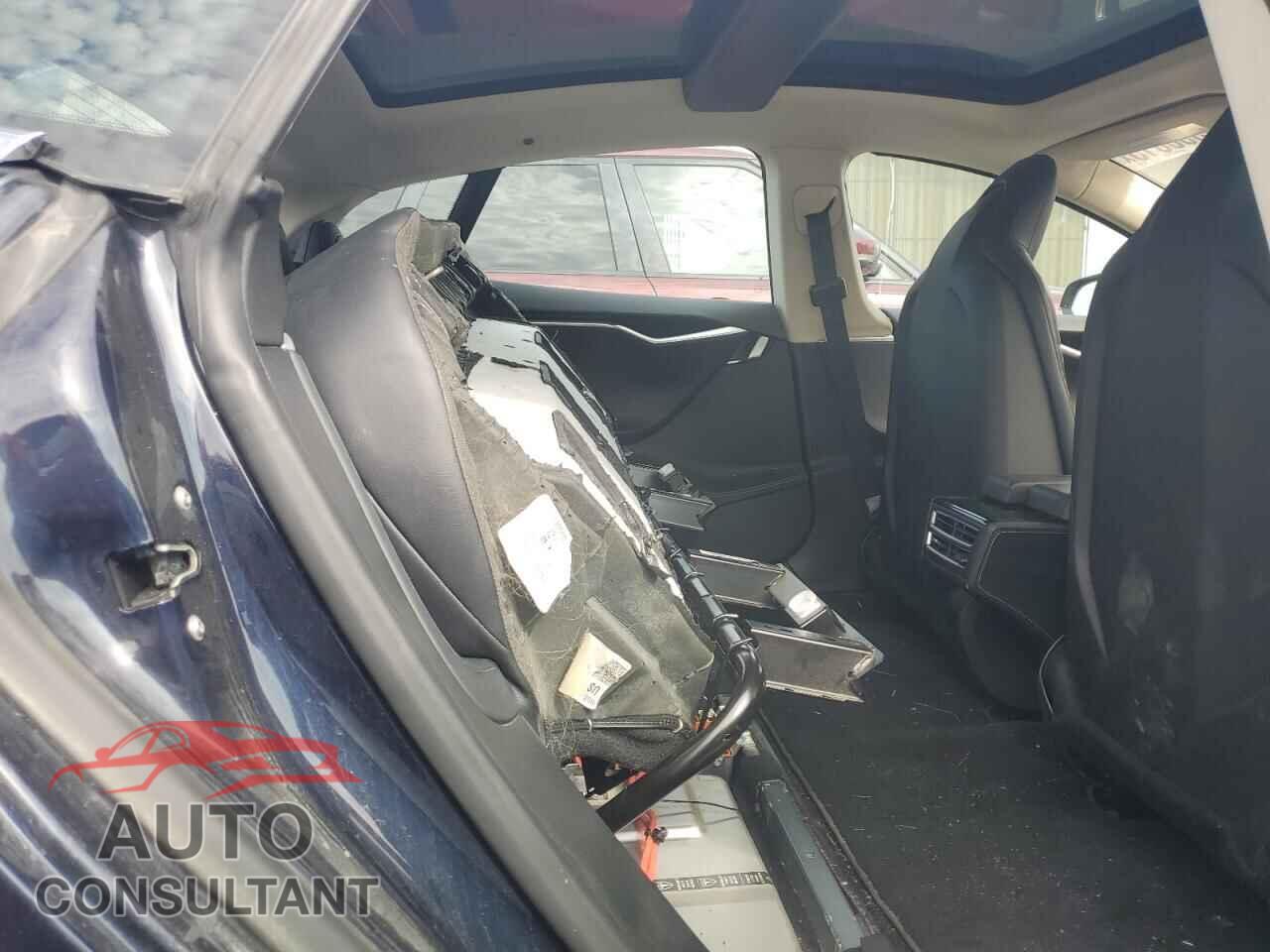 TESLA MODEL S 2014 - 5YJSA1H13EFP38327