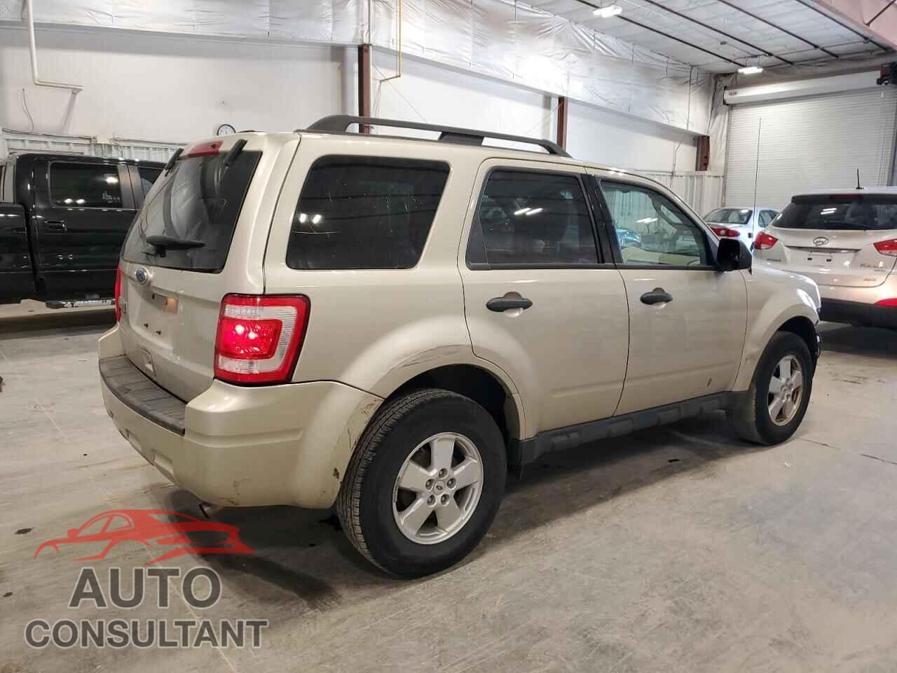 FORD ESCAPE 2011 - 1FMCU0D72BKB82778