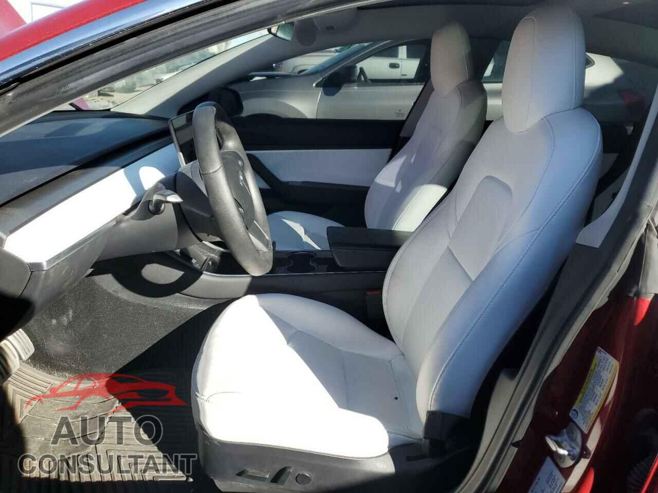 TESLA MODEL 3 2019 - 5YJ3E1EB7KF454894