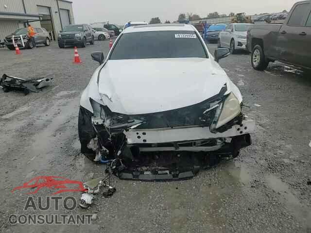 LEXUS IS 2011 - JTHBF5C28B5135443