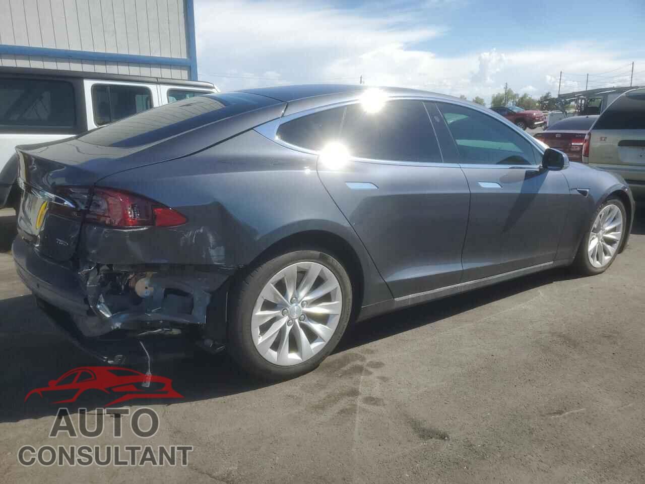 TESLA MODEL S 2018 - 5YJSA1E21JF285459