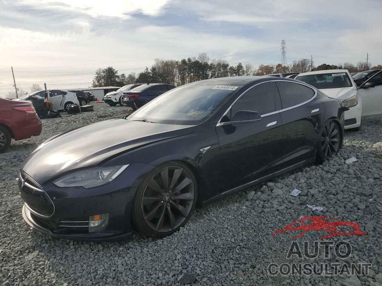 TESLA MODEL S 2013 - 5YJSA1DP9DFP24635