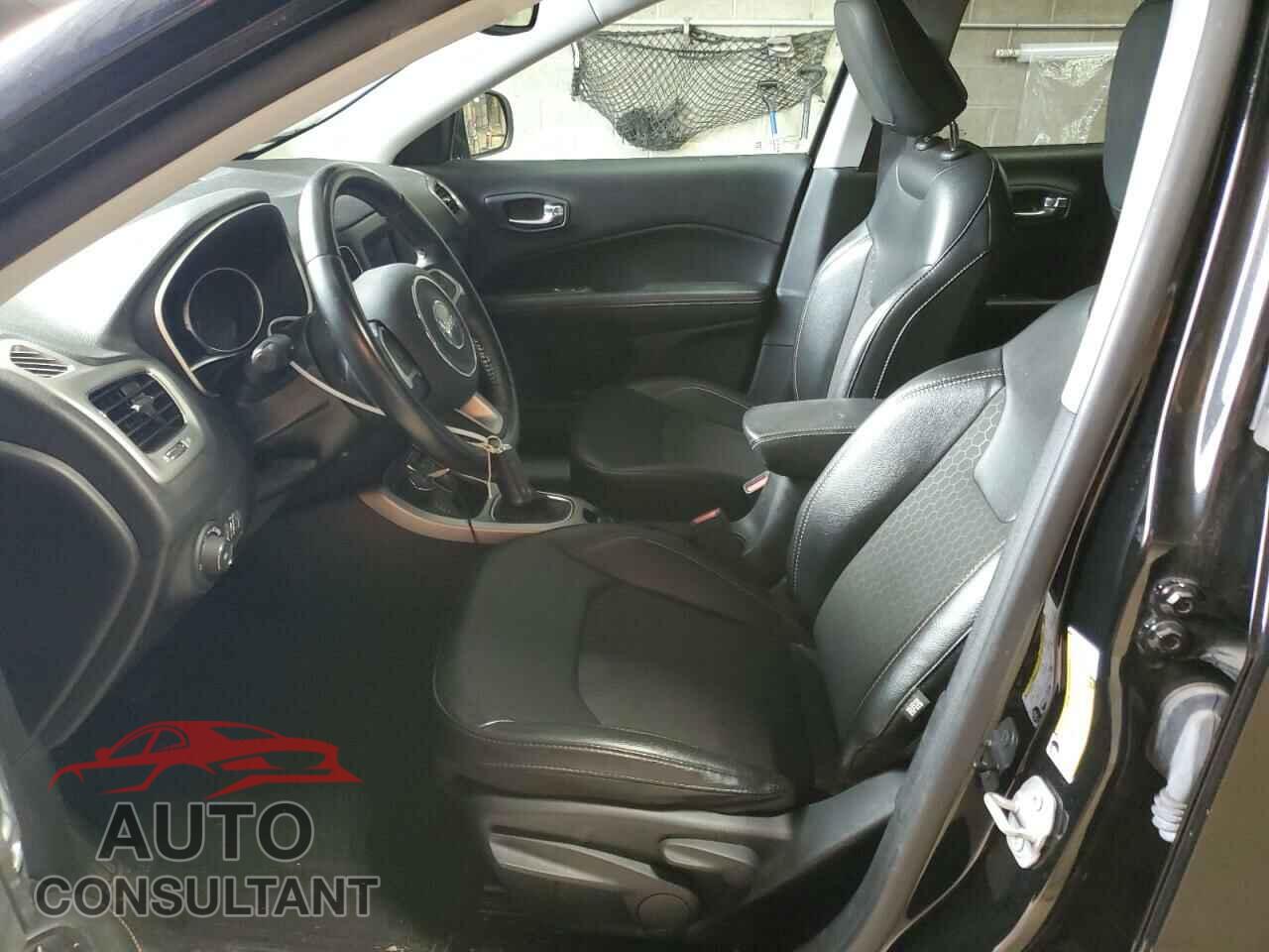 JEEP COMPASS 2020 - 3C4NJDBB2LT132323