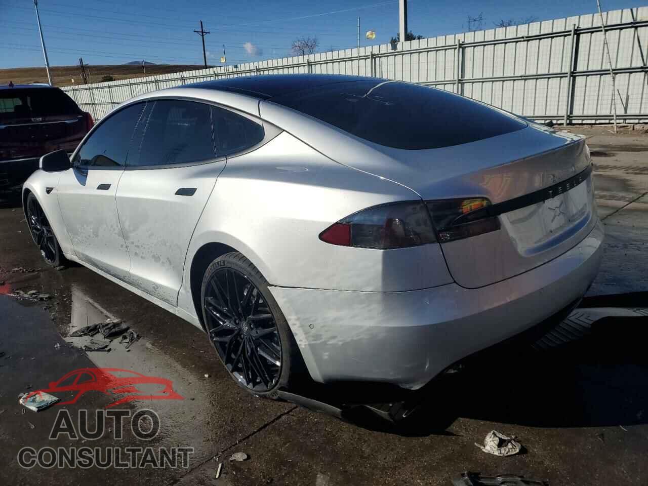 TESLA MODEL S 2017 - 5YJSA1E28HF211112