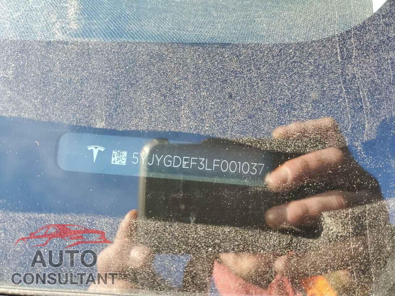 TESLA MODEL Y 2020 - 5YJYGDEF3LF001037