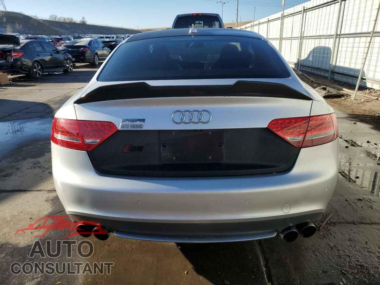 AUDI S5/RS5 2012 - WAUCVAFR7CA001846