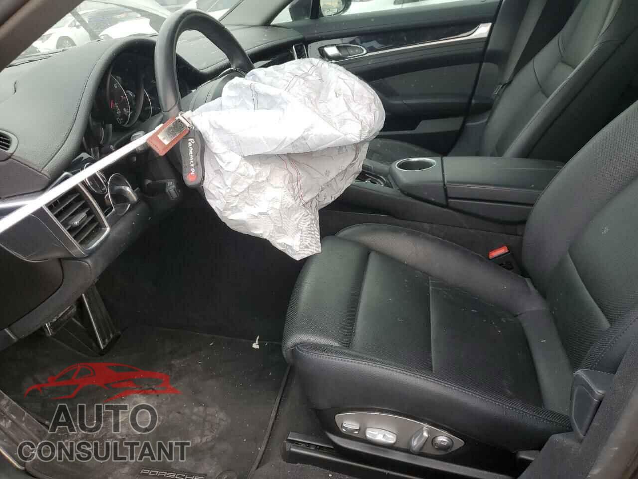 PORSCHE PANAMERA 2015 - WP0AA2A72FL007421