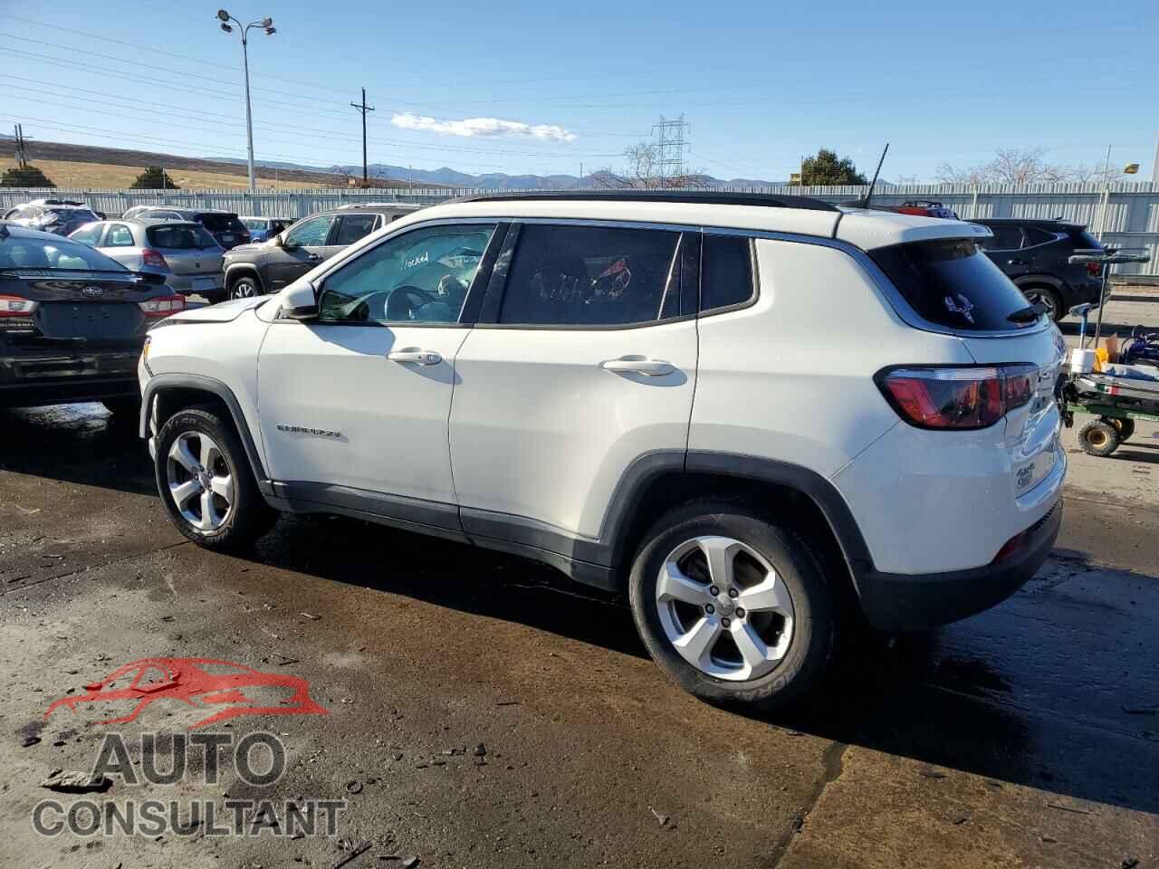 JEEP COMPASS 2018 - 3C4NJDBB7JT103817