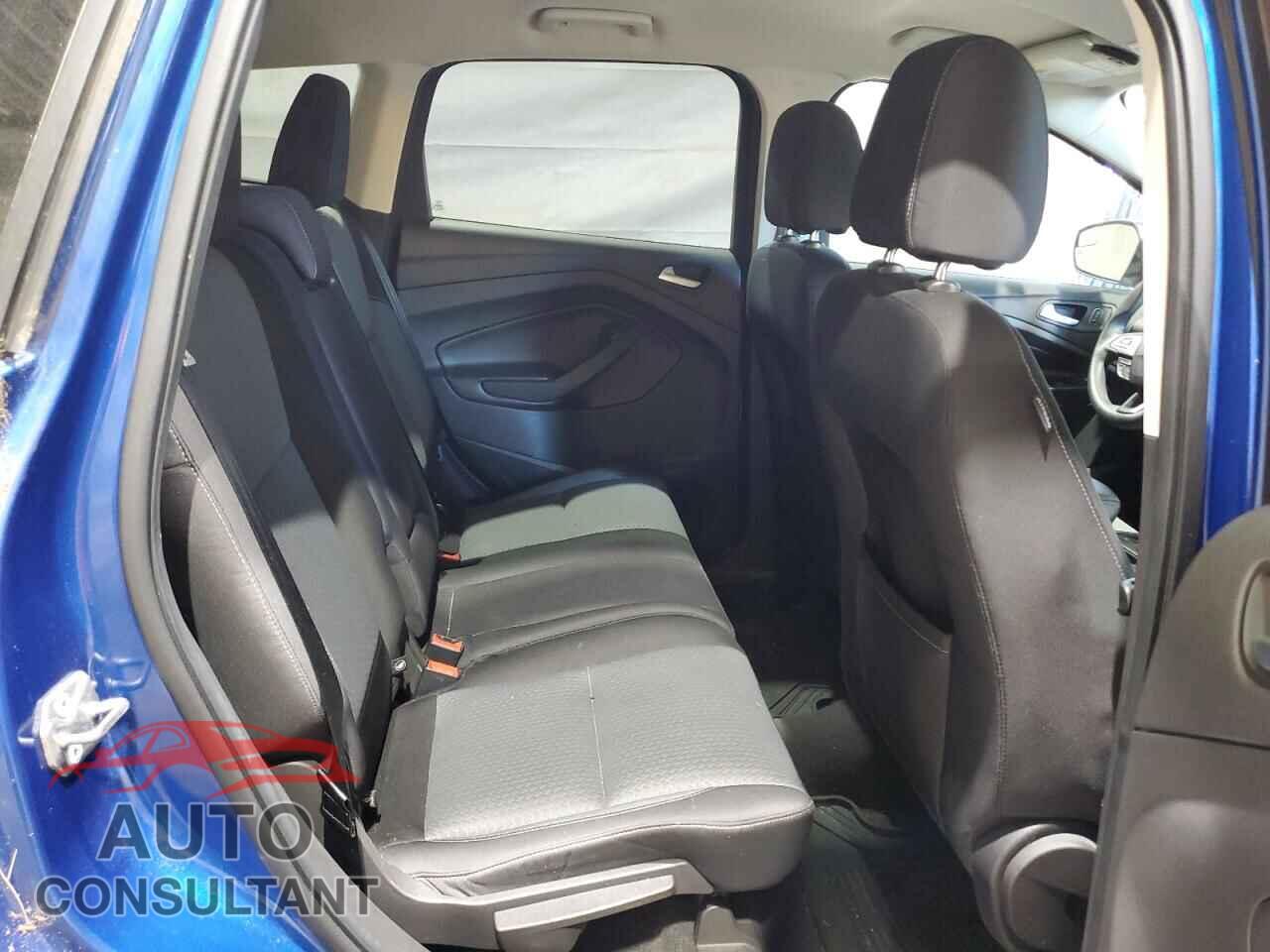 FORD ESCAPE 2017 - 1FMCU9GD2HUB93878