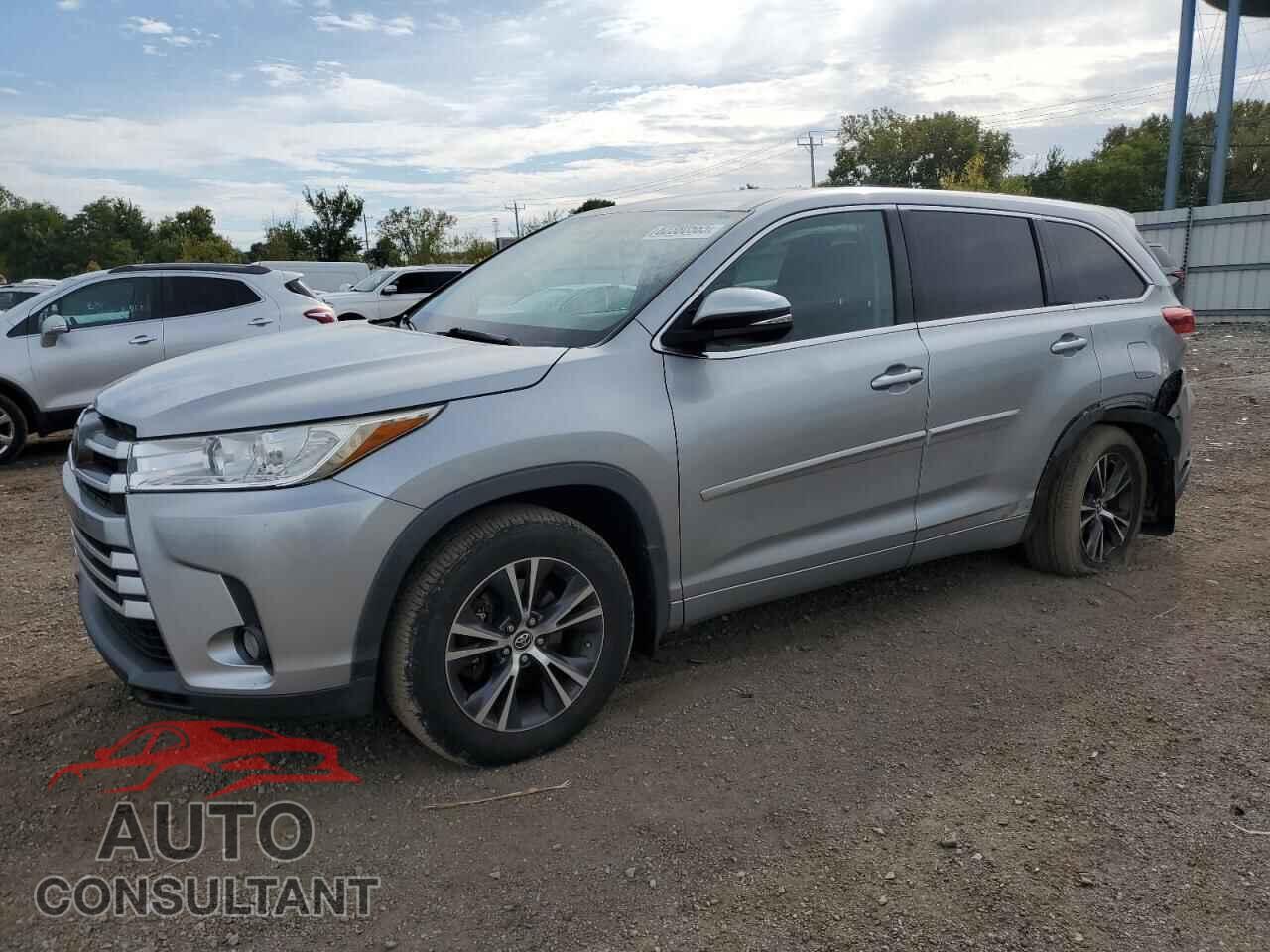TOYOTA HIGHLANDER 2017 - 5TDBZRFH3HS475246