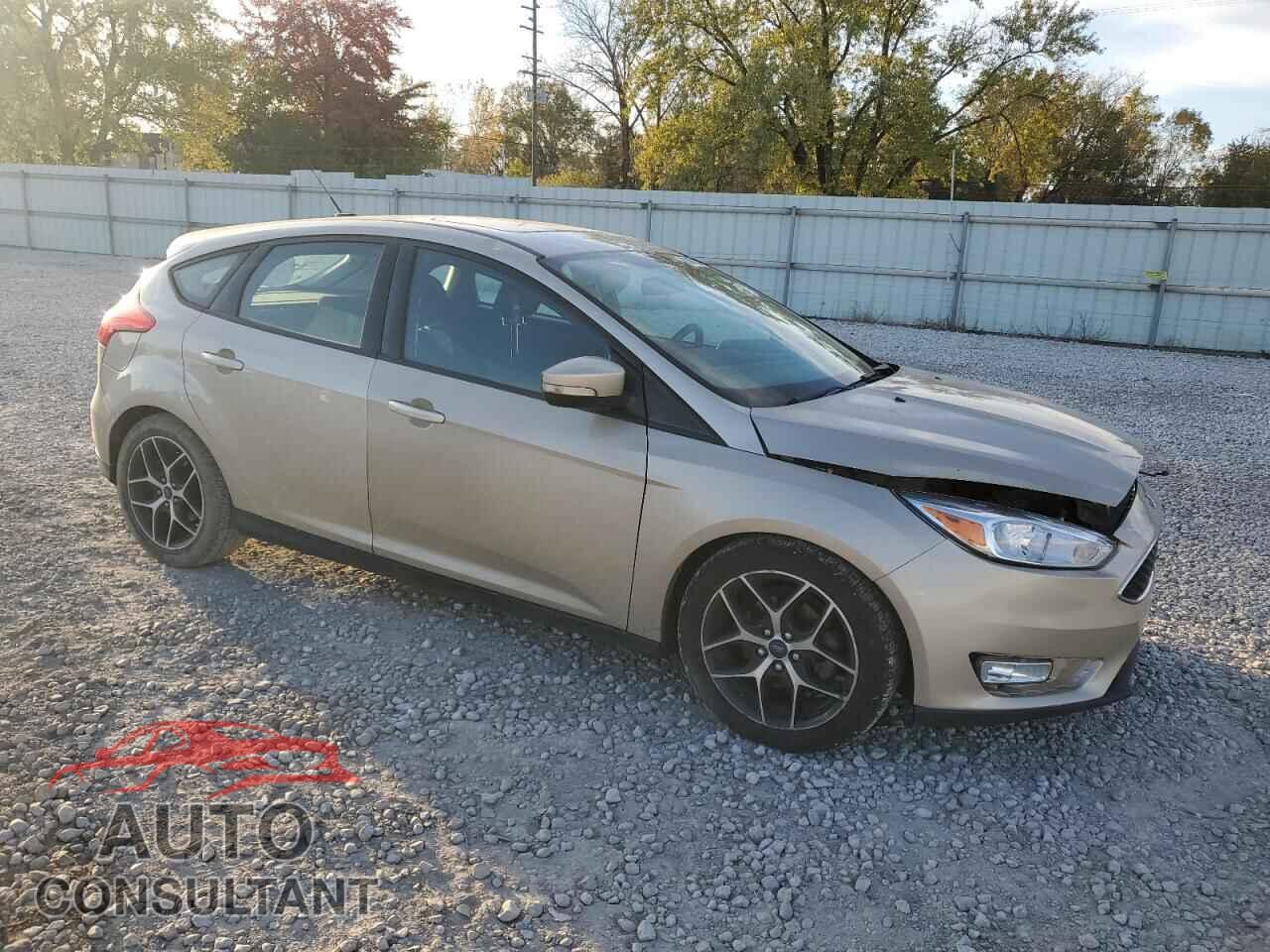 FORD FOCUS 2017 - 1FADP3M26HL209723