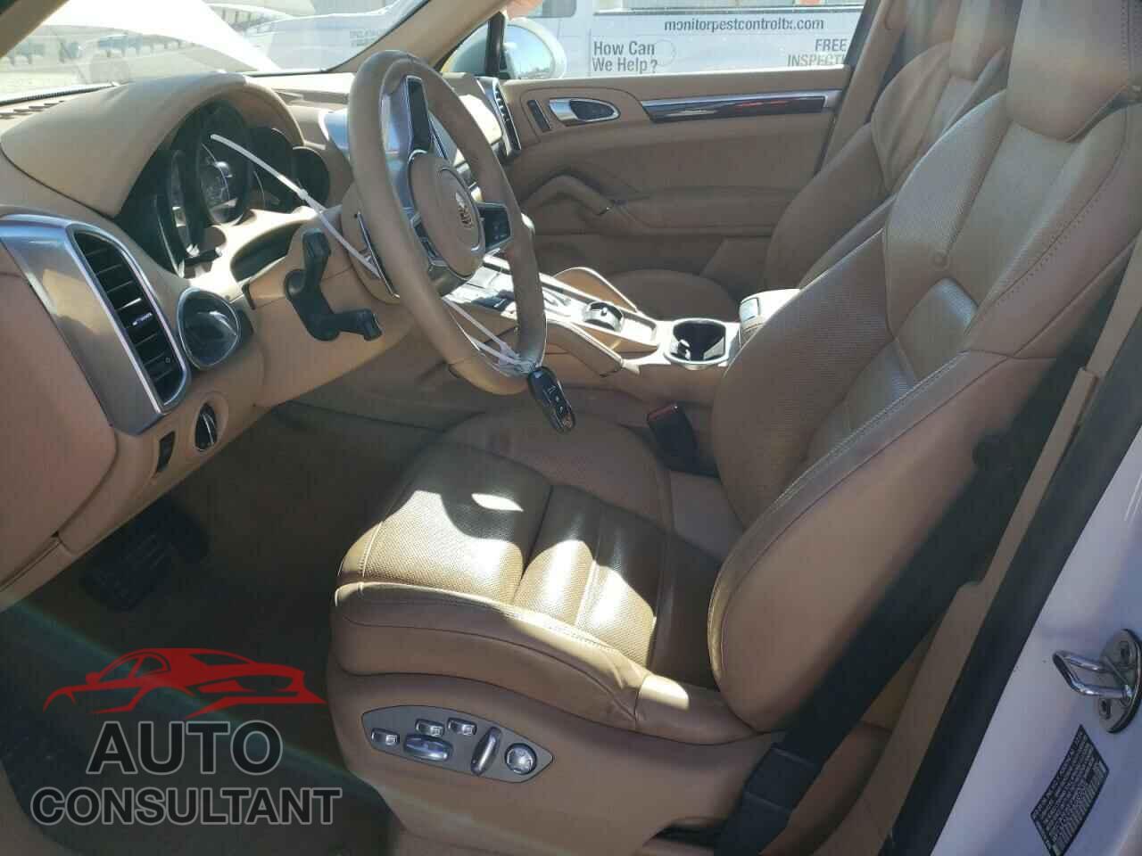 PORSCHE CAYENNE 2017 - WP1AA2A23HKA87095