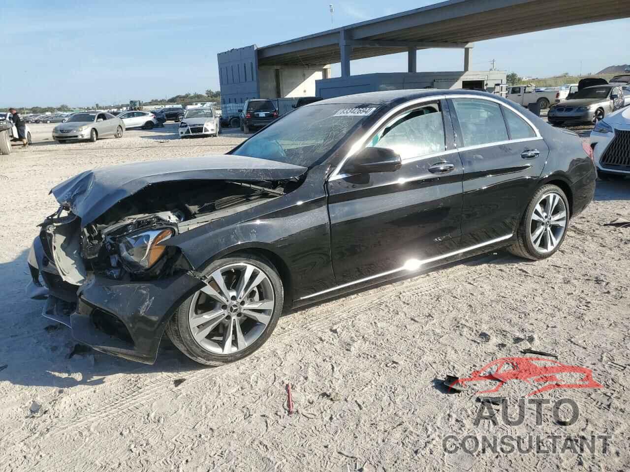 MERCEDES-BENZ C-CLASS 2018 - 55SWF4JB0JU234575