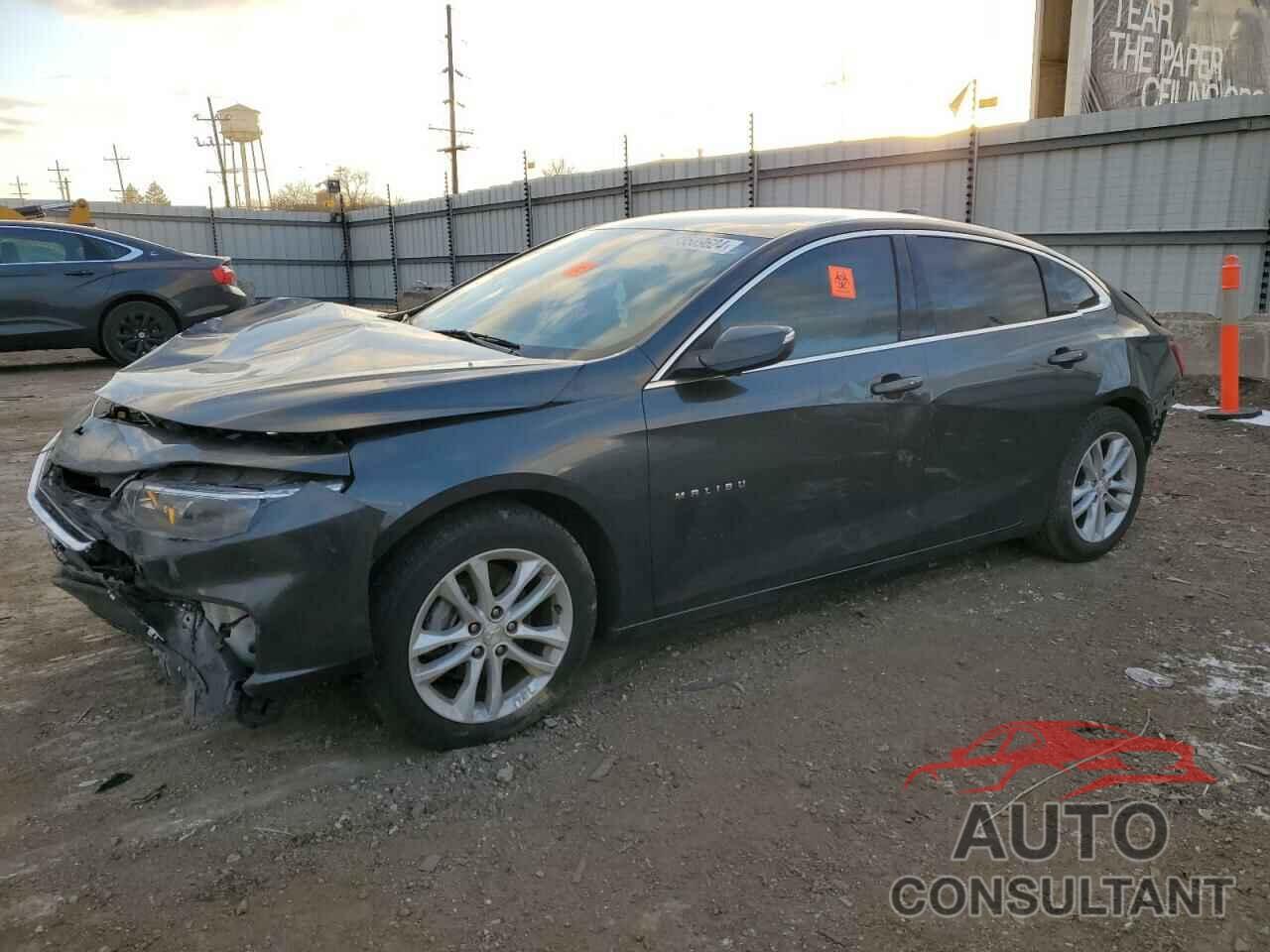 CHEVROLET MALIBU 2018 - 1G1ZD5ST8JF144676