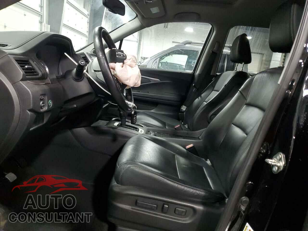 HONDA PILOT 2016 - 5FNYF6H55GB089404