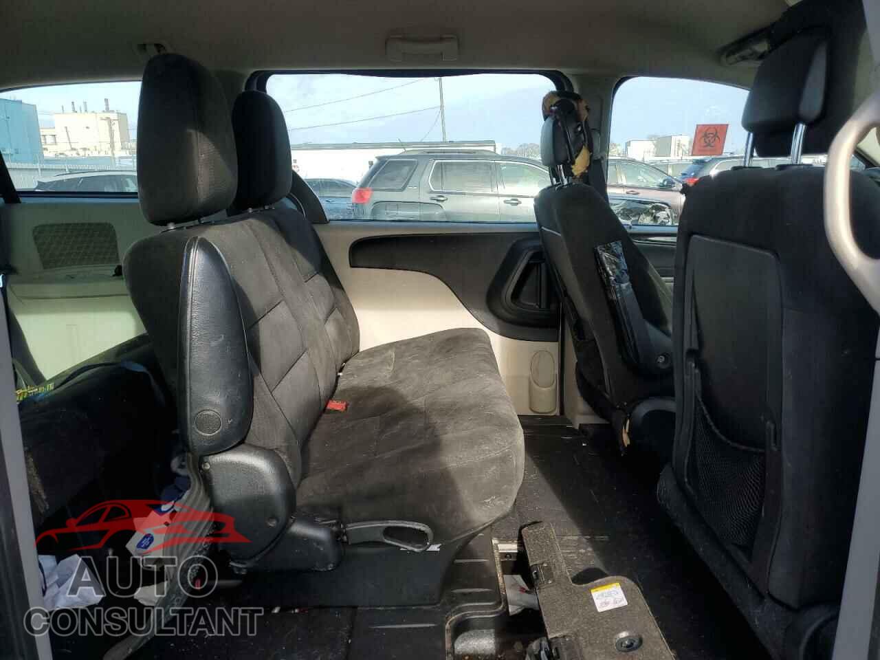 DODGE CARAVAN 2015 - 2C4RDGBG3FR671336