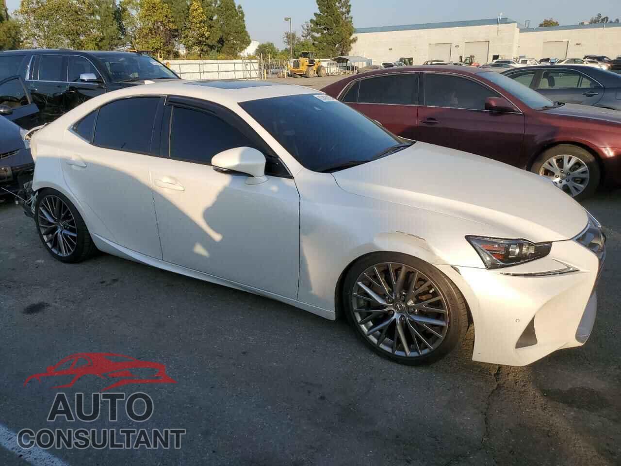 LEXUS IS 2018 - JTHBA1D23J5082459