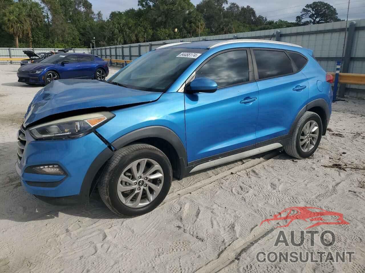 HYUNDAI TUCSON 2017 - KM8J33A49HU476987