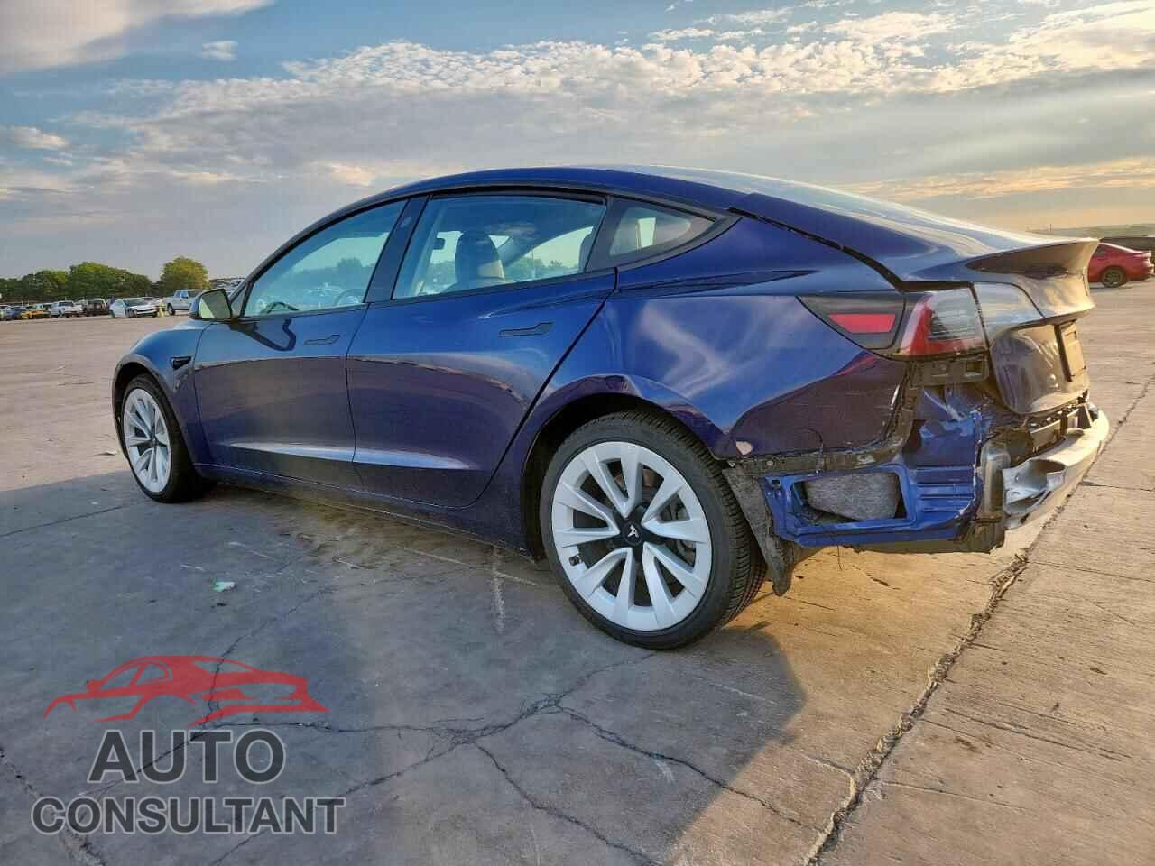 TESLA MODEL 3 2022 - 5YJ3E1EAXNF144332