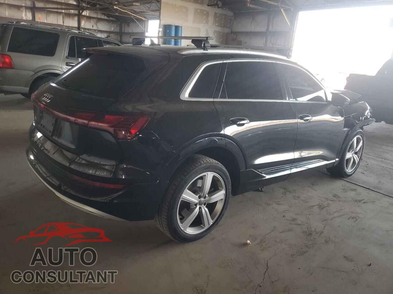 AUDI E-TRON 2019 - WA1VAAGE5KB016514