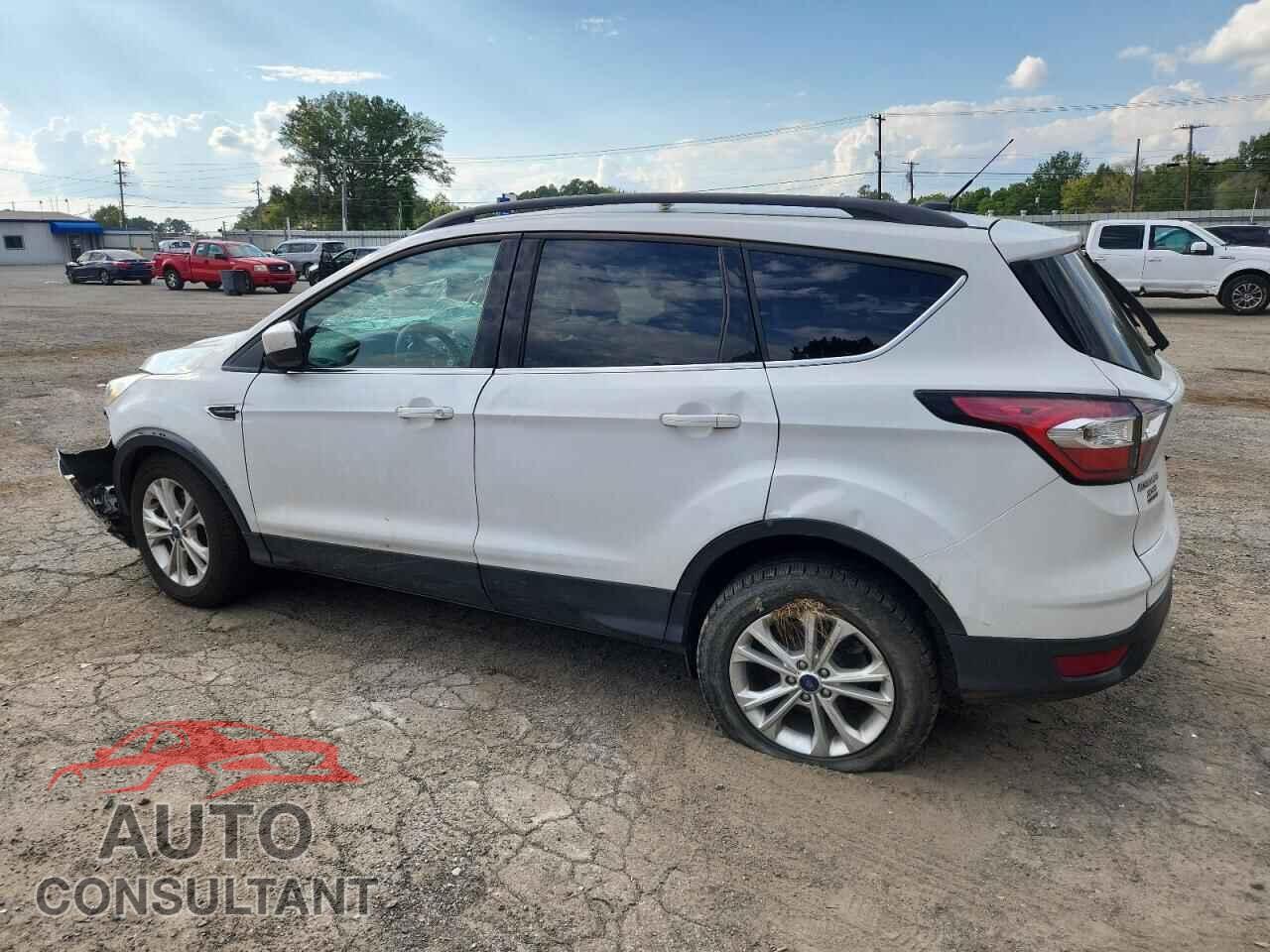 FORD ESCAPE 2018 - 1FMCU0G96JUC63685
