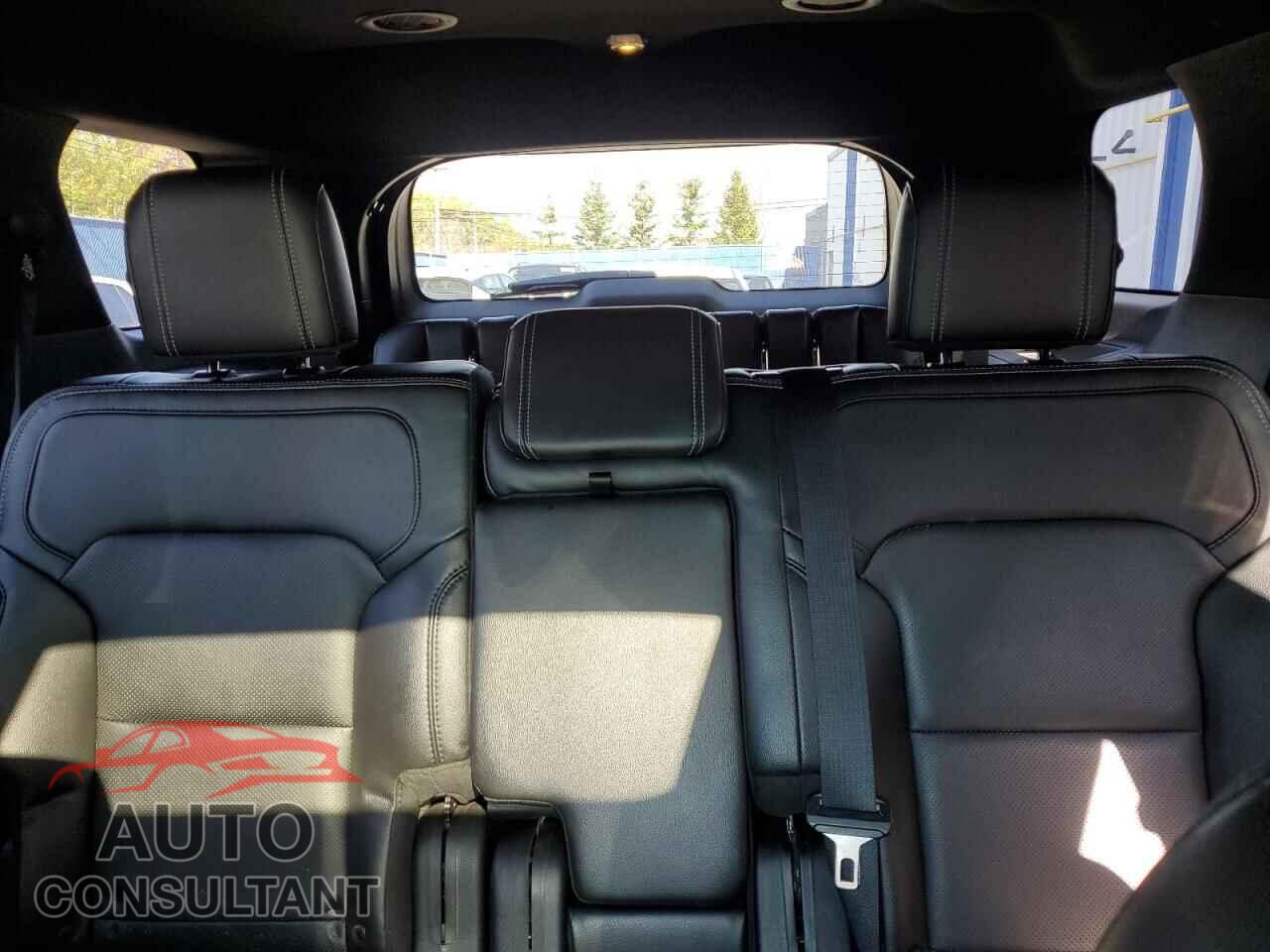 FORD EXPLORER 2017 - 1FM5K8F84HGA28331