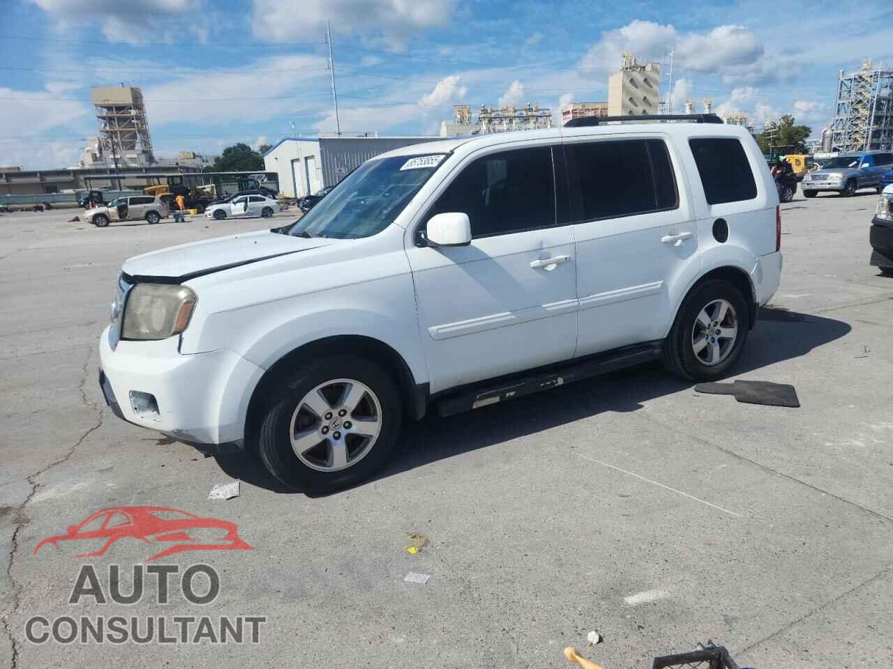 HONDA PILOT 2011 - 5FNYF3H60BB020099