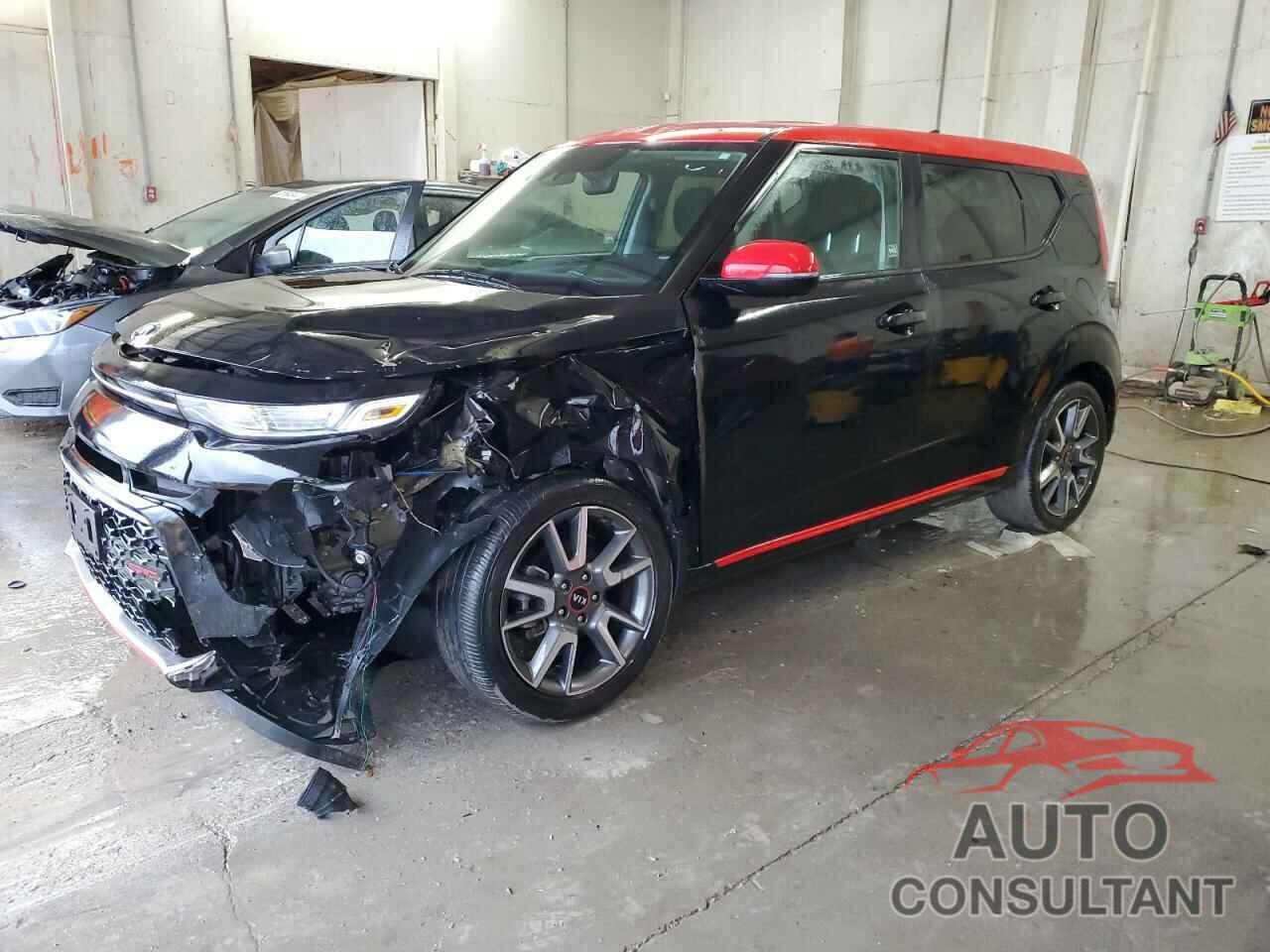 KIA SOUL 2020 - KNDJ63AU2L7011146