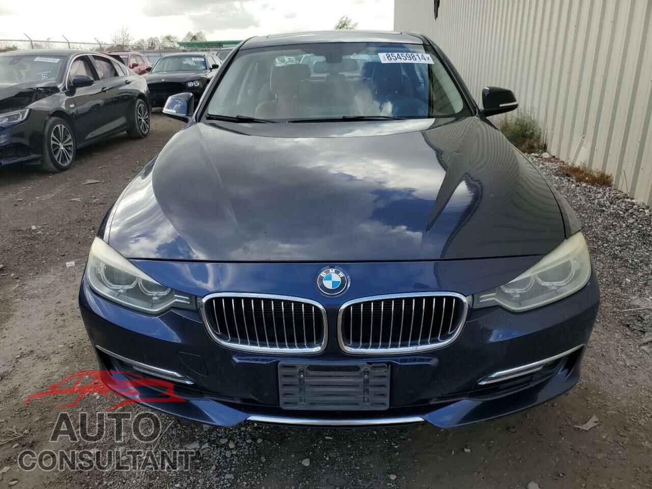 BMW 3 SERIES 2012 - WBA3A5C57CF257461