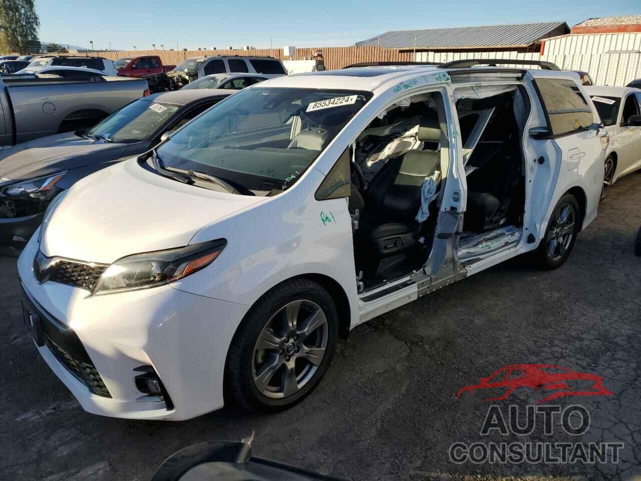 TOYOTA SIENNA 2019 - 5TDXZ3DC4KS013554