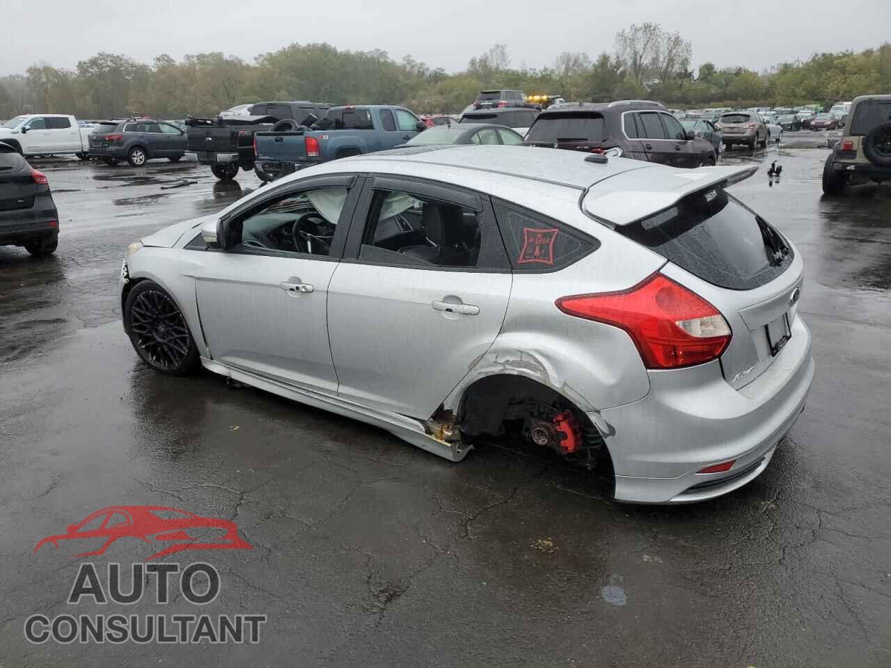 FORD FOCUS 2014 - 1FADP3L90EL125679