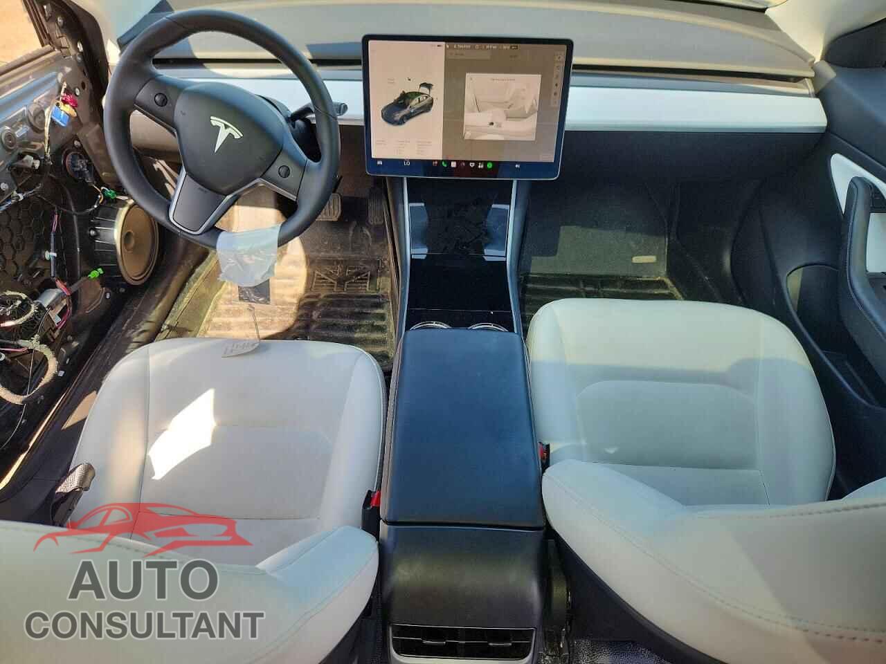 TESLA MODEL 3 2019 - 5YJ3E1EB2KF407272
