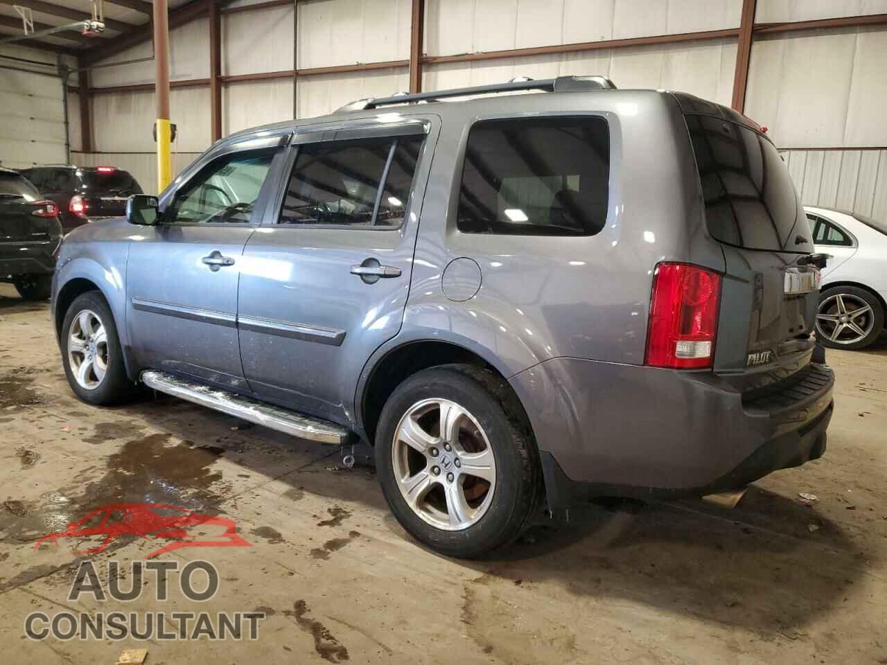 HONDA PILOT 2015 - 5FNYF4H43FB005493