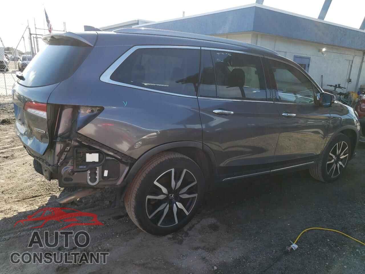 HONDA PILOT 2019 - 5FNYF5H6XKB011261