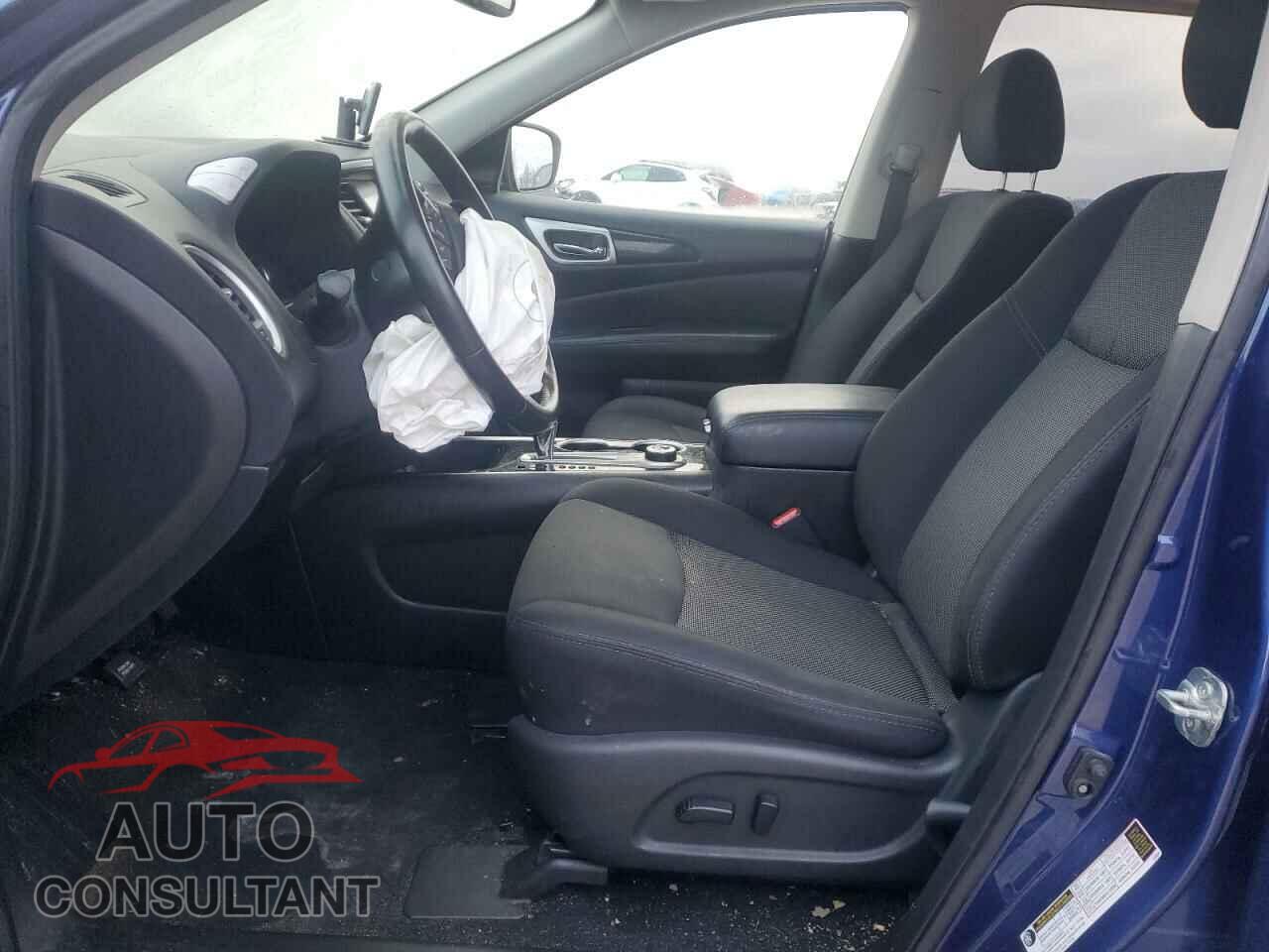 NISSAN PATHFINDER 2019 - 5N1DR2MM7KC598245