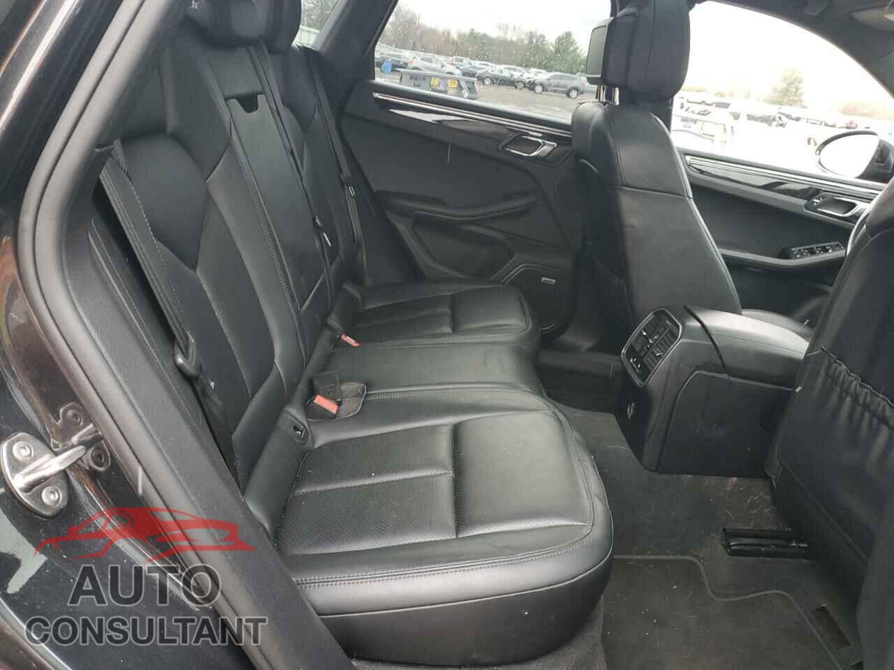 PORSCHE MACAN 2018 - WP1AA2A59JLB10986