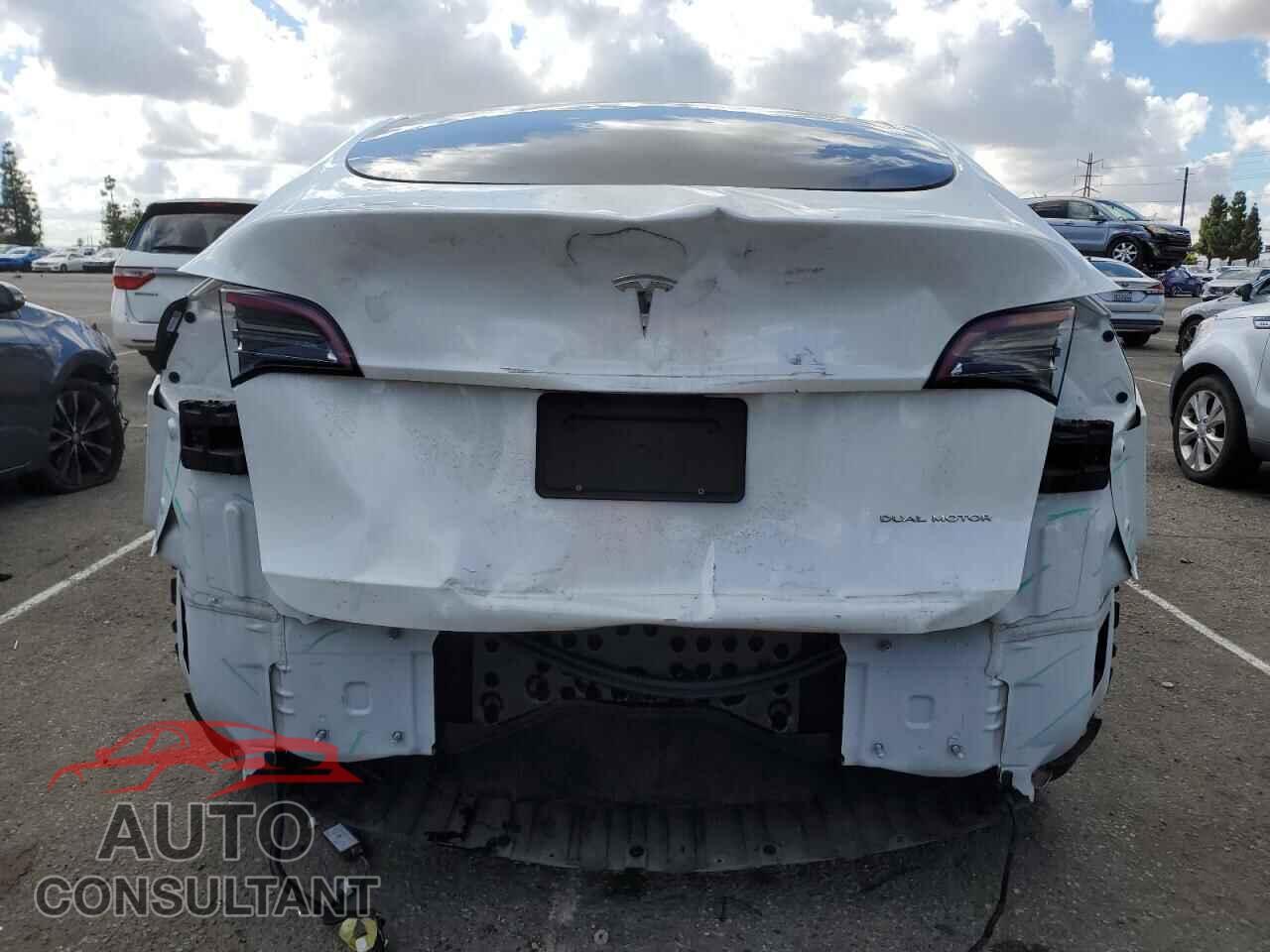 TESLA MODEL Y 2022 - 7SAYGDEE1NA020440